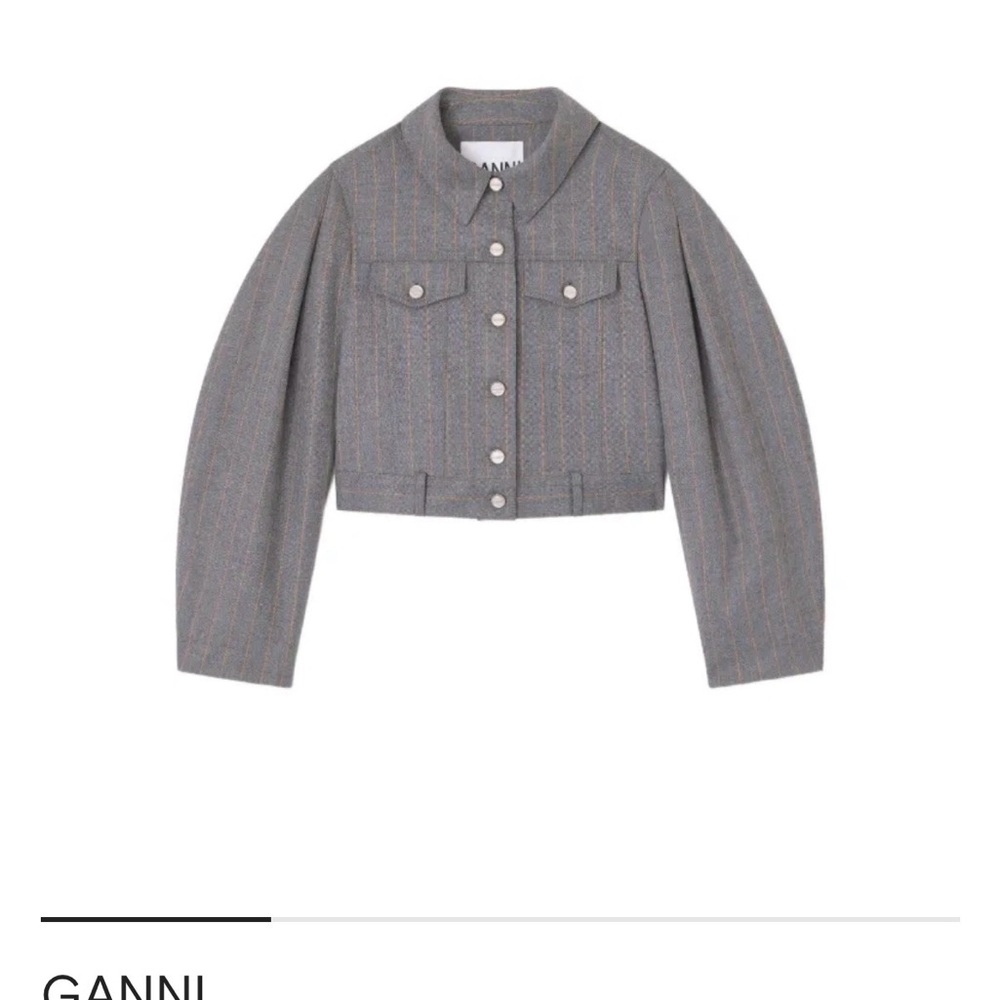 GANNI Grey Cropped Blazer. NWOT! Super cute & chic. Size 34/XS. Fits XS-S.